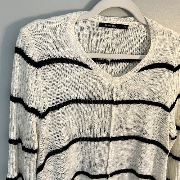 Doe & Rae V-Neck Striped Sweater / Size L - Picture 3 of 7